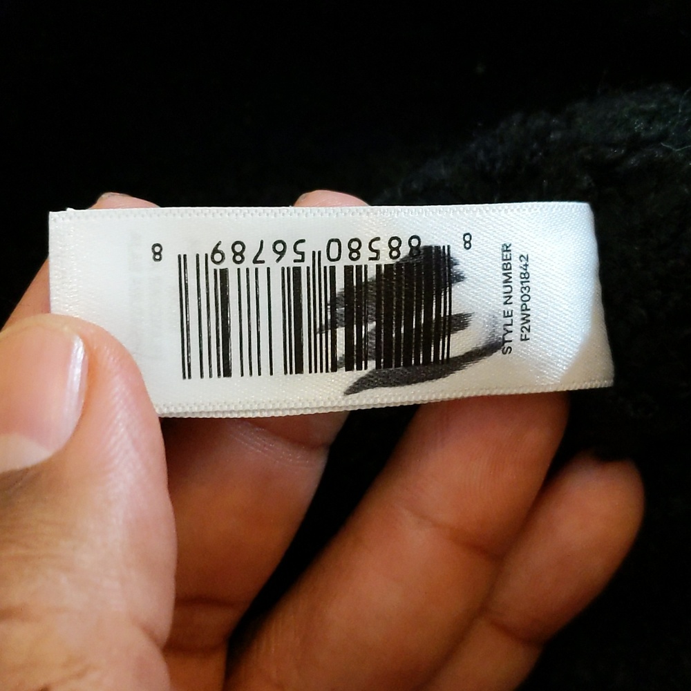 Joe Fresh| NWT Black Crew Neck Sweater Some Recycled Materials - Picture 13 of 13